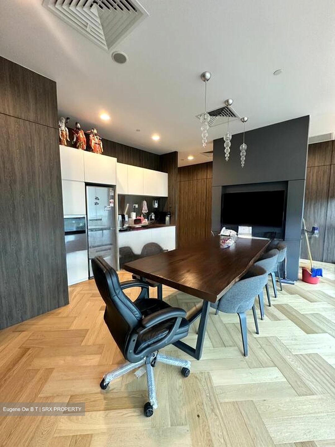 Vision Exchange (D22), Office #586540961